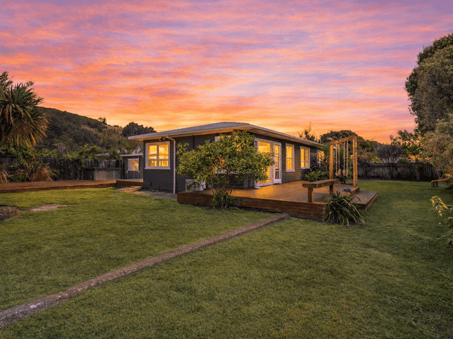 24 North Road, The Wood