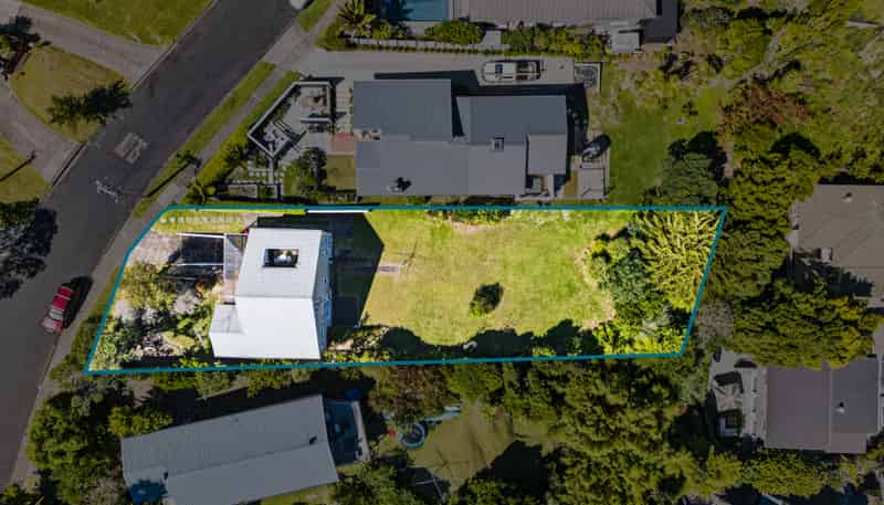 20 Peter Terrace, Castor Bay