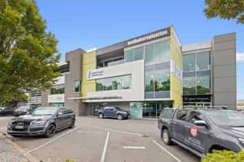 Fully Tenanted With Motivated Vendor