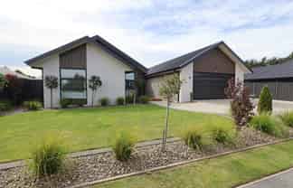 25 Richfield Drive, Waikiwi