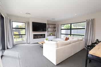 25 Richfield Drive, Waikiwi