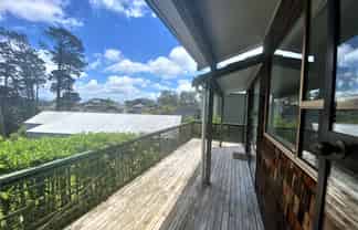 5b Himalaya Crescent, Lynfield