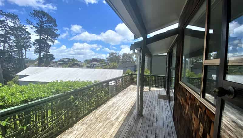 5b Himalaya Crescent, Lynfield