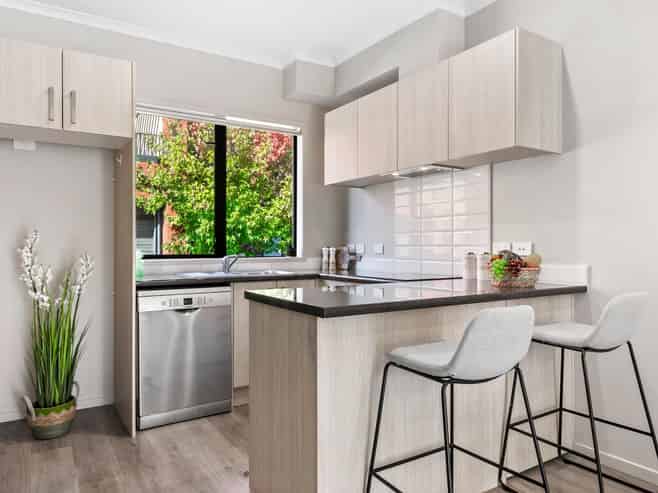 5 Kerewhenua Crescent, Hobsonville