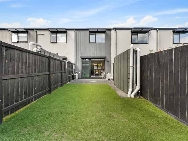 5 Kerewhenua Crescent, Hobsonville