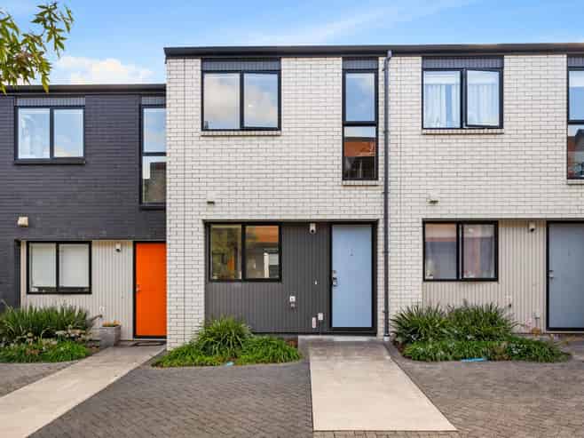 5 Kerewhenua Crescent, Hobsonville