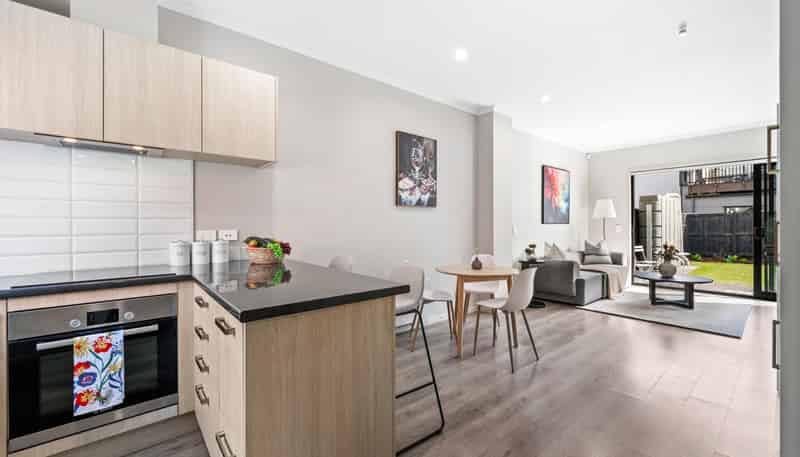 5 Kerewhenua Crescent, Hobsonville