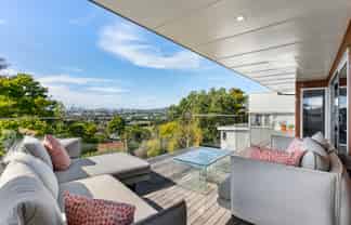 13 Sadgrove Terrace, Mount Albert