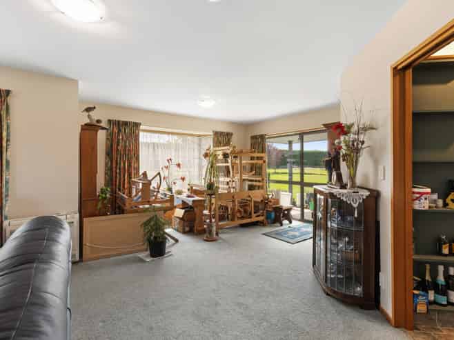 1600 Clintons Road, Darfield