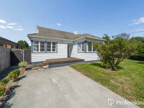 2 Churton Crescent, Taita