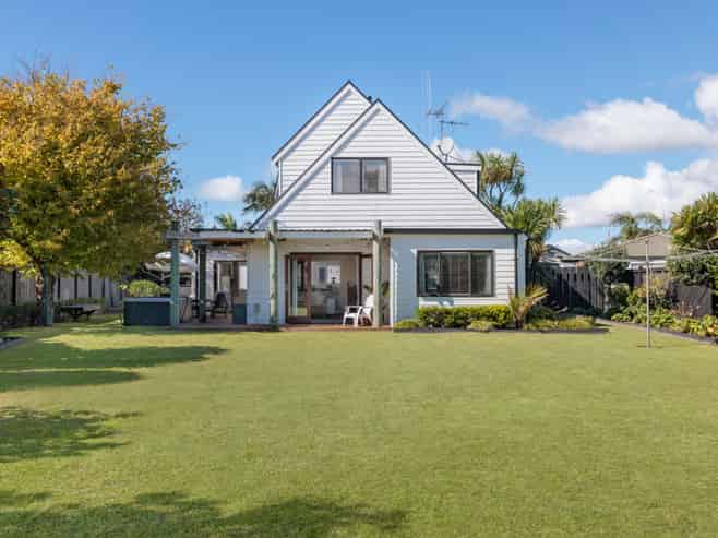 39 Hibiscus Avenue, Mount Maunganui