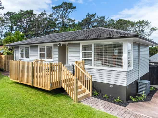 7 Thornlow Street, Glendene