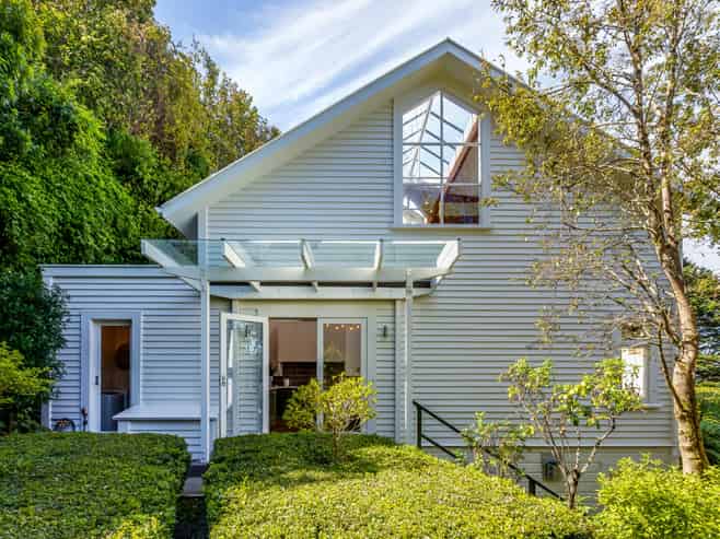 36 Laura Avenue, Brooklyn