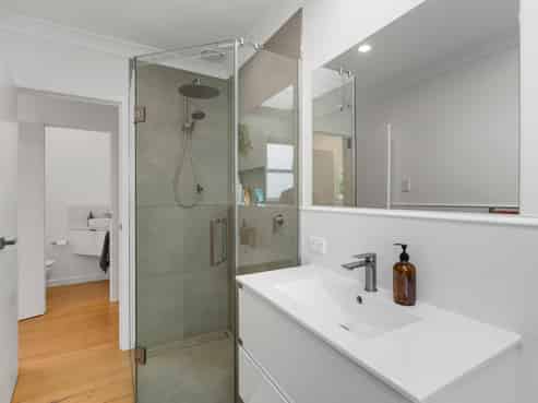 2/30 Lyttelton Avenue, Forrest Hill