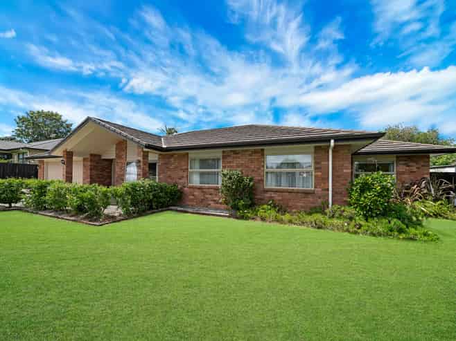 196 Sturges Road, Henderson