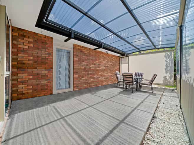 196 Sturges Road, Henderson