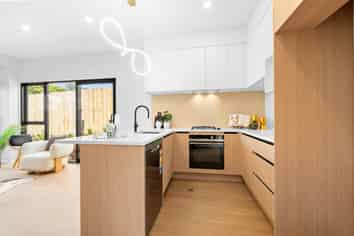 101D Gossamer Drive, Pakuranga Heights