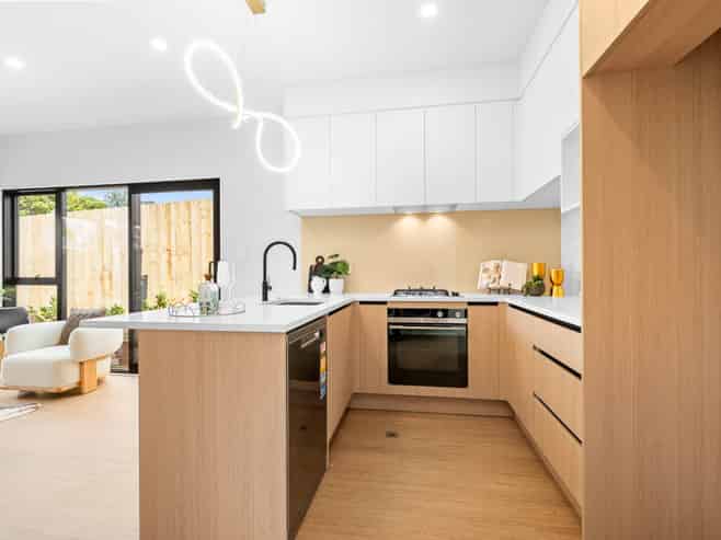 101D Gossamer Drive, Pakuranga Heights