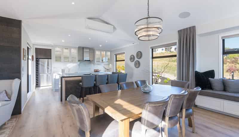  3 Pyke Place, Wakefield