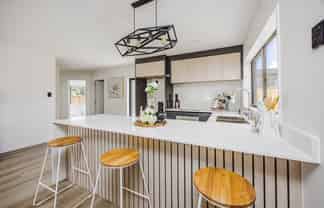 2/30 Sharland Avenue, Manurewa