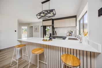 2/30 Sharland Avenue, Manurewa