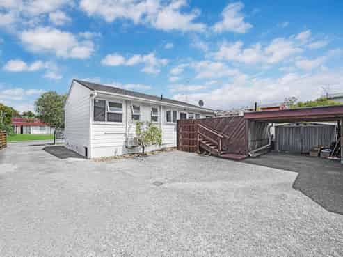 1/118 Sycamore Drive, Sunnynook