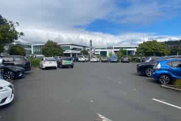 Apollo Retail for lease