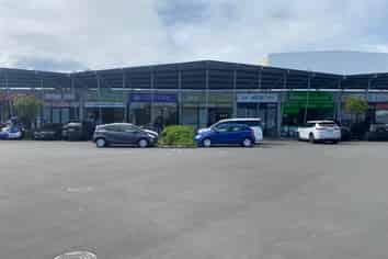 Apollo Retail for lease