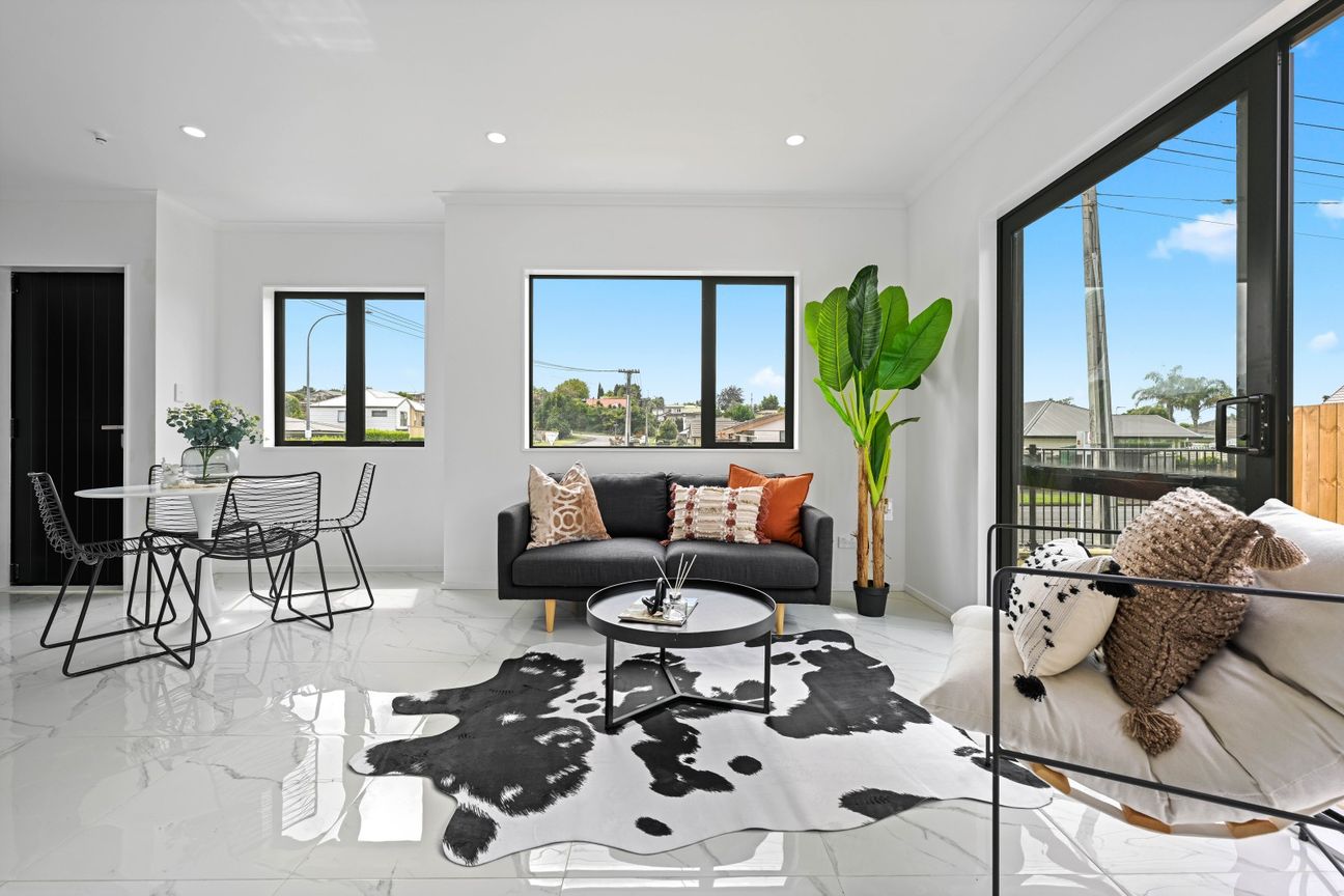 Modern, Road-Front & Seriously Good Buying - Vista 4
