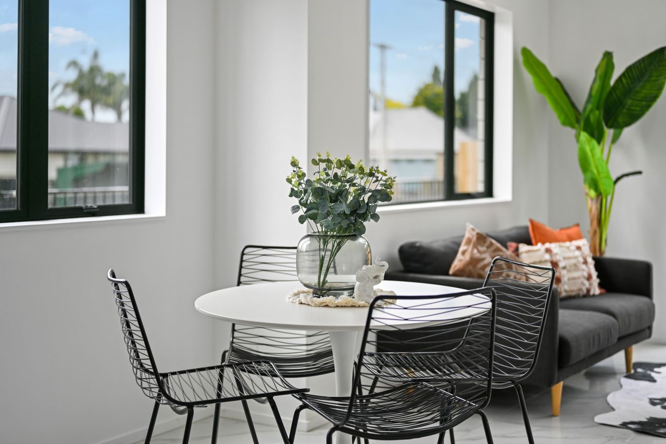 Modern, Road-Front & Seriously Good Buying - Altro