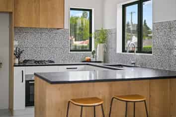 1/95 Maeroa Road, Maeroa