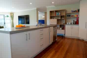 339 Manly St, Paraparaumu Beach