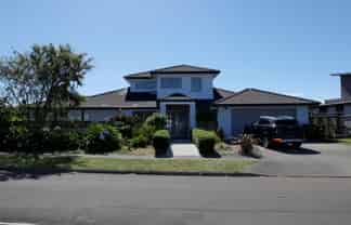 339 Manly St, Paraparaumu Beach