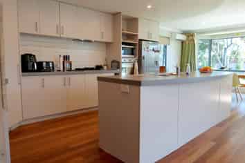 339 Manly St, Paraparaumu Beach