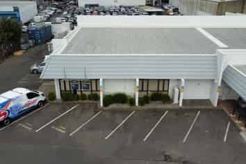 Versatile Unit - Showroom, Office or Warehouse