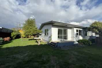 2/3 Kipling Crescent, Stoke