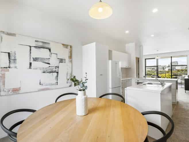 E6/19-35 Fleet Street, Eden Terrace