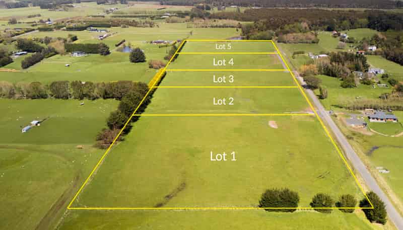 35 McKellar Road, Seaward Bush