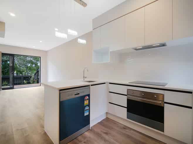 8/14A Diana Drive, Glenfield