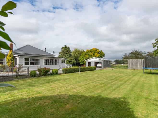 249 Plaskett Road, Fernside