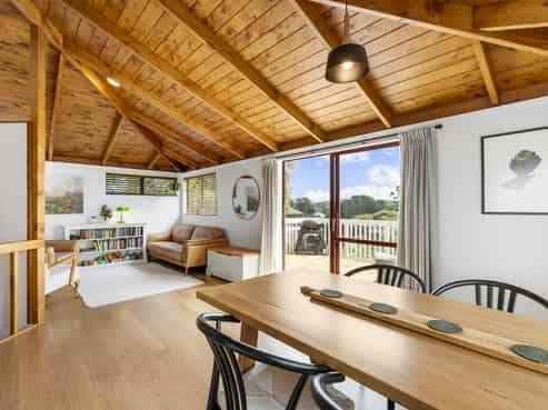 2/43 Rawene Road, Birkenhead