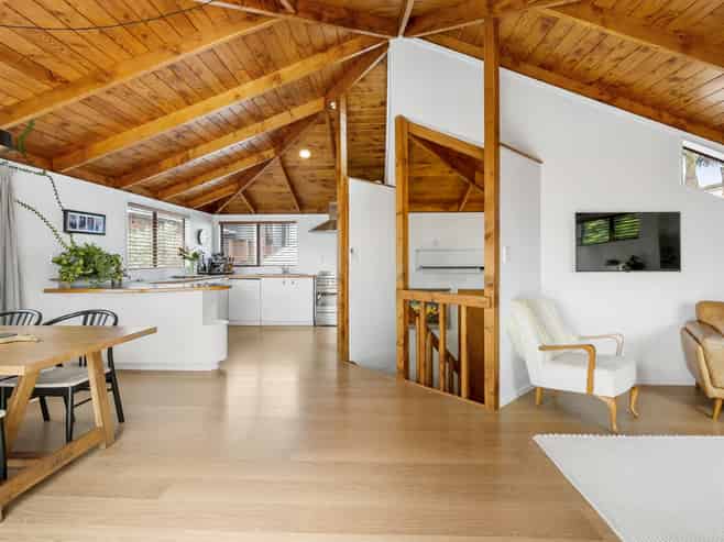 2/43 Rawene Road, Birkenhead