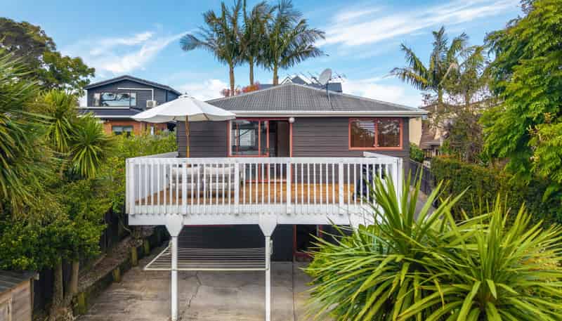 2/43 Rawene Road, Birkenhead