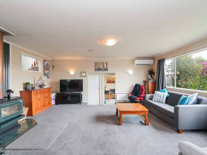 32 James Street, Riverton