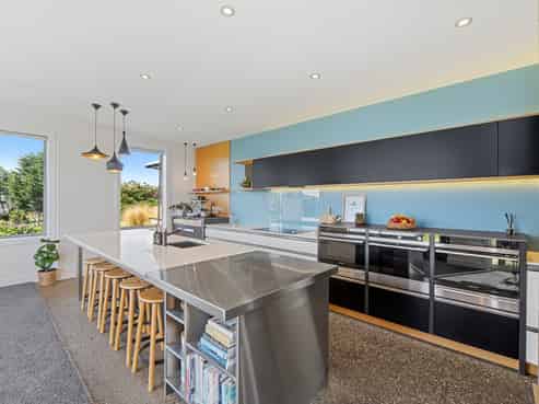 23-25 Black Road, Otatara