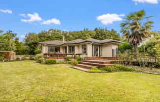 29 Edward Payton Grove, Pukehangi