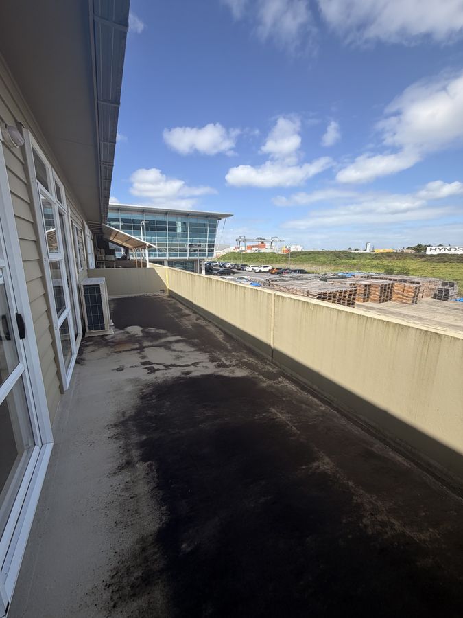 East Tamaki - Showroom with Balcony - Ansicht 4