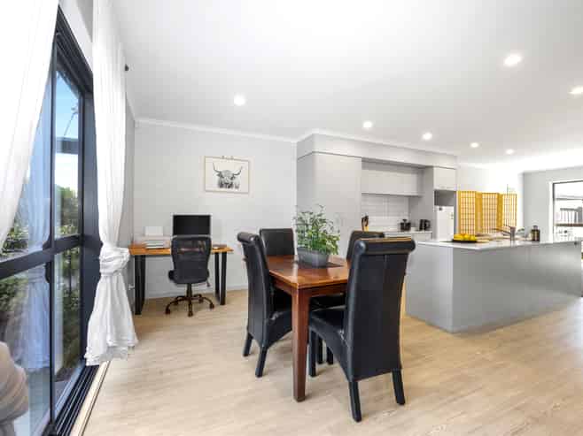 42 Tippet Crescent, Wigram