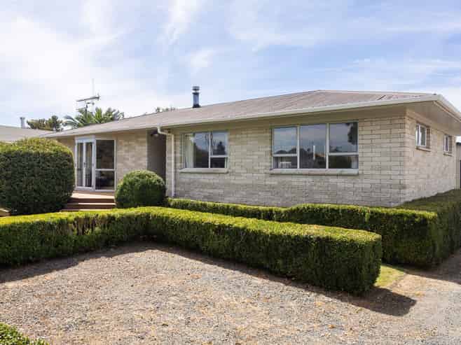 148 Burns Street, Cambridge