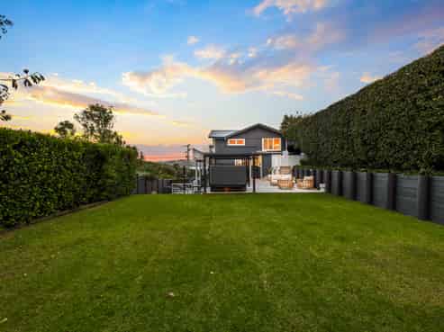 32 Swann Beach Road, Stanmore Bay